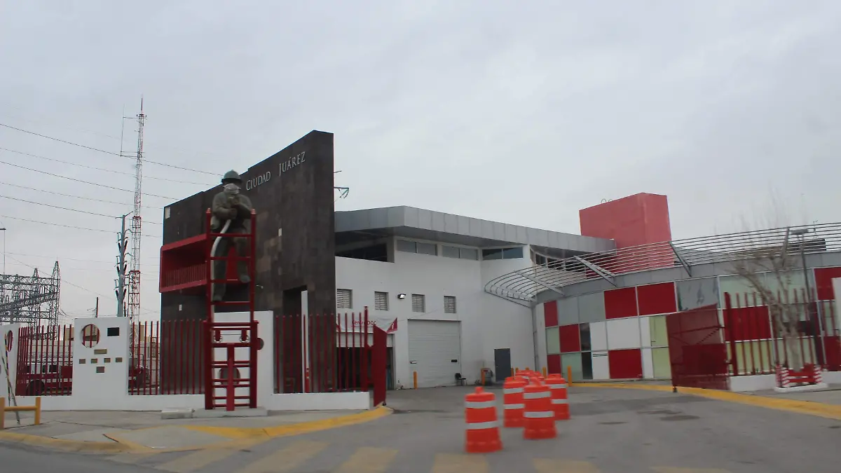 bomberos. olga casas (1)